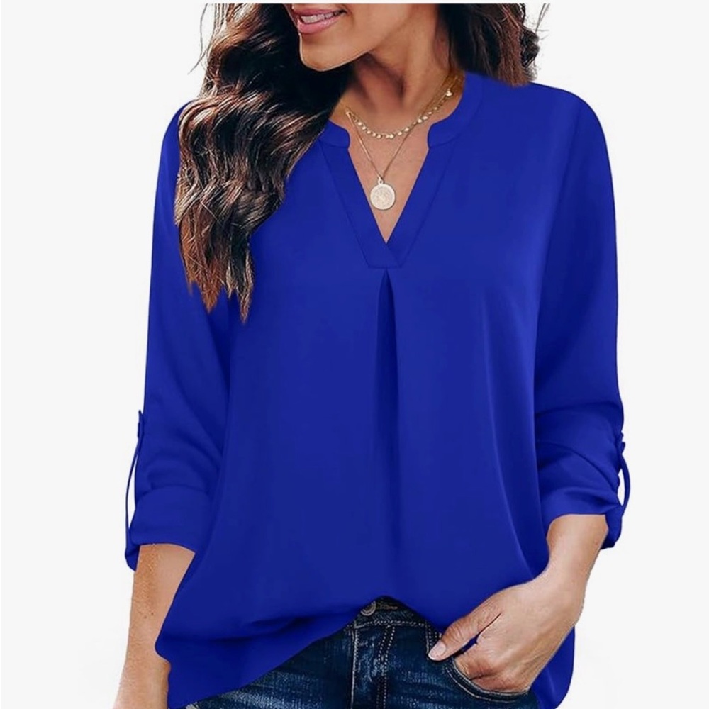 Gaharu (NWT) V-Neck Blouse with 3/4 Sleeve